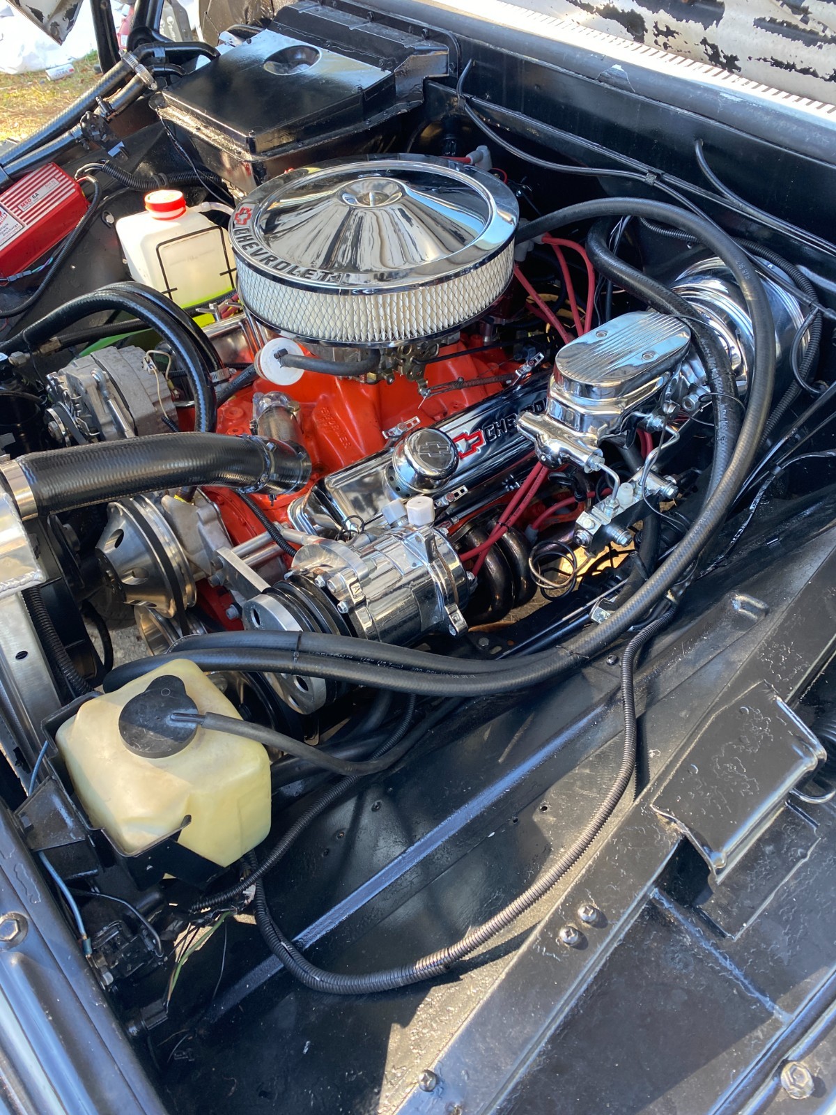 Chevrolet-C-10-1965-Standard-Cab-Pickup-12