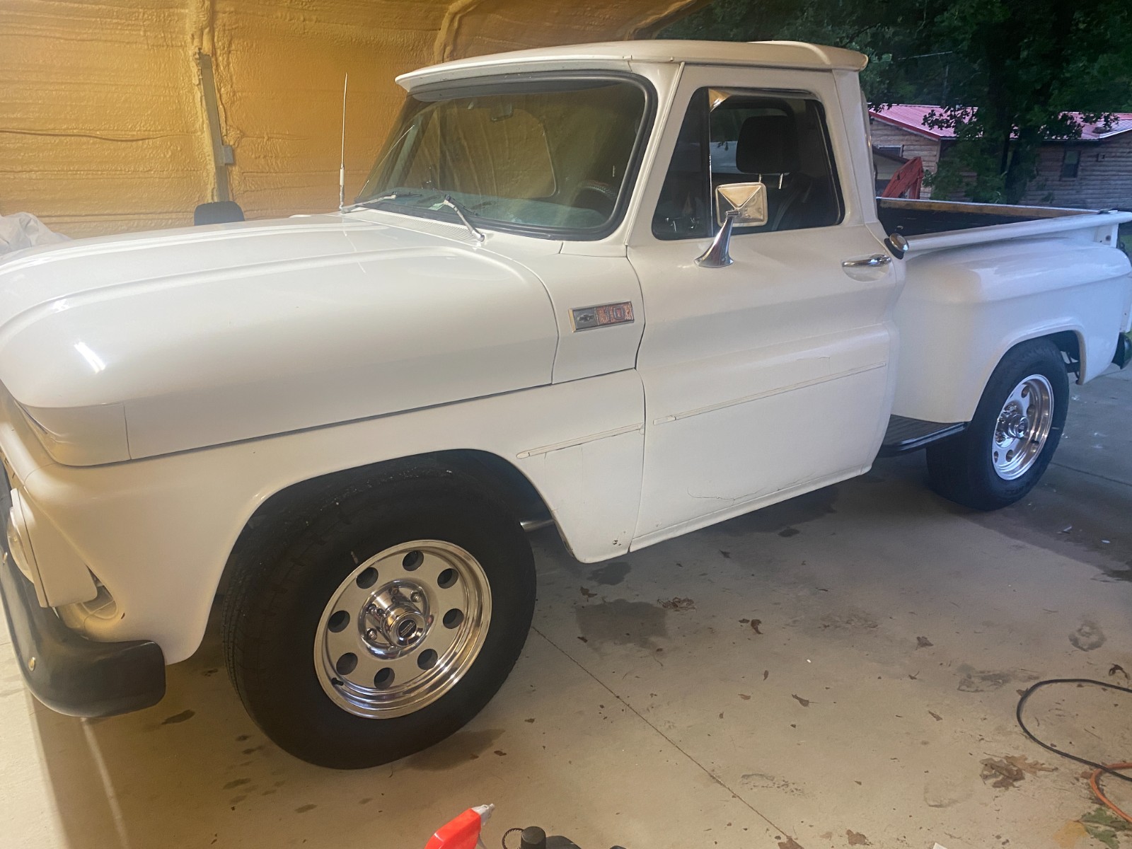 Chevrolet-C-10-1965-Standard-Cab-Pickup