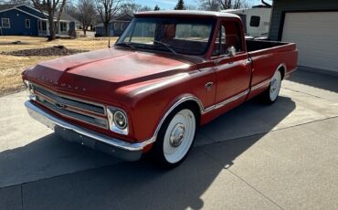 Chevrolet-C-10-1967-2