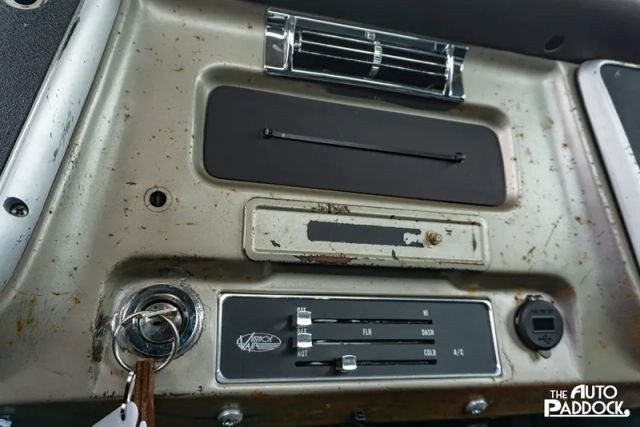 Chevrolet-C-10-1967-22