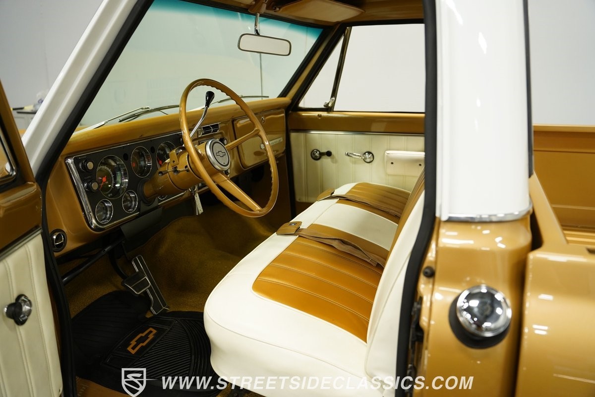 Chevrolet-C-10-1968-Pickup-Truck-4