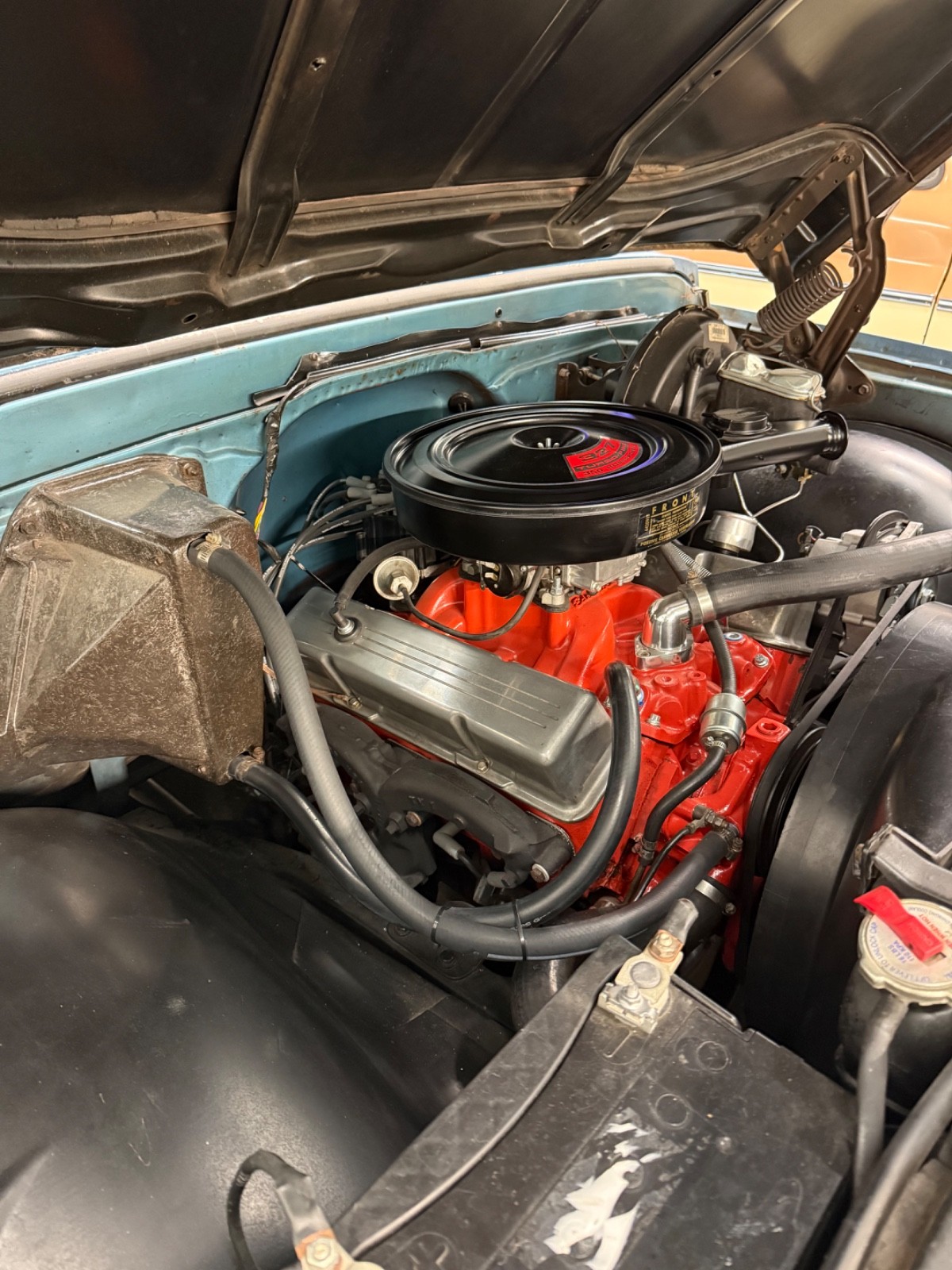 Chevrolet-C-10-1968-Standard-Cab-Pickup-2