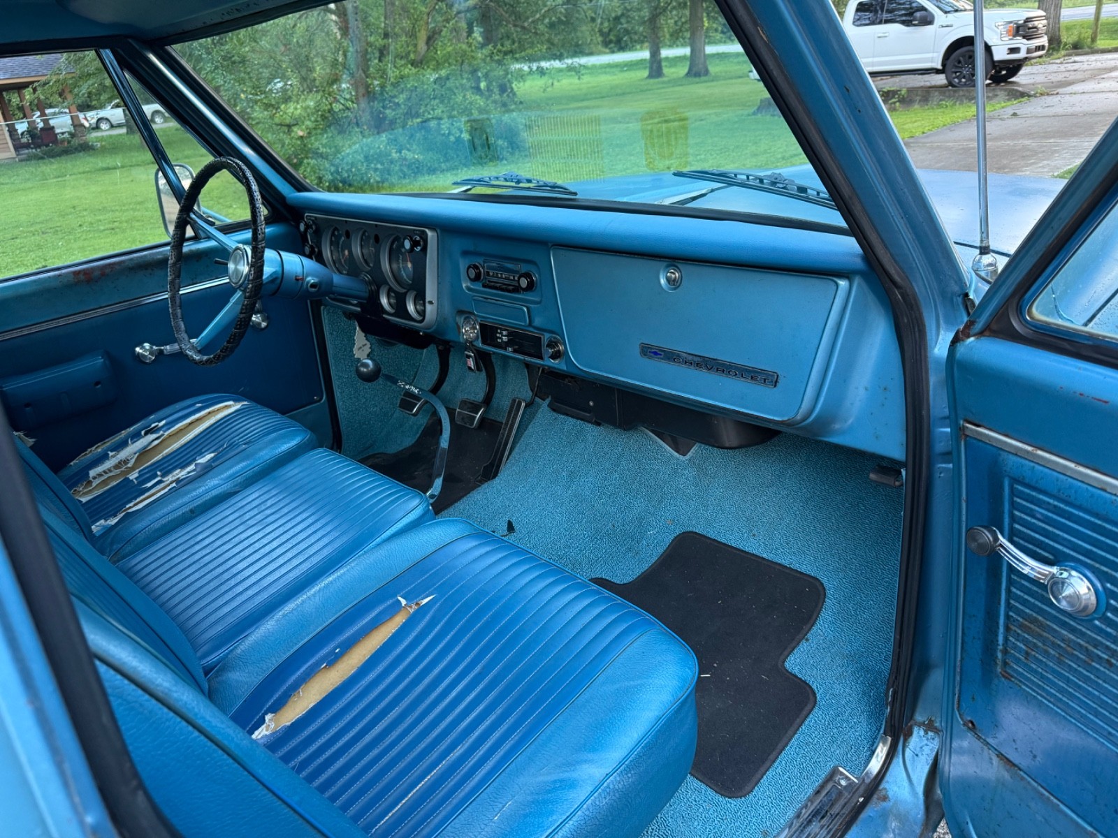 Chevrolet-C-10-1968-Standard-Cab-Pickup-23