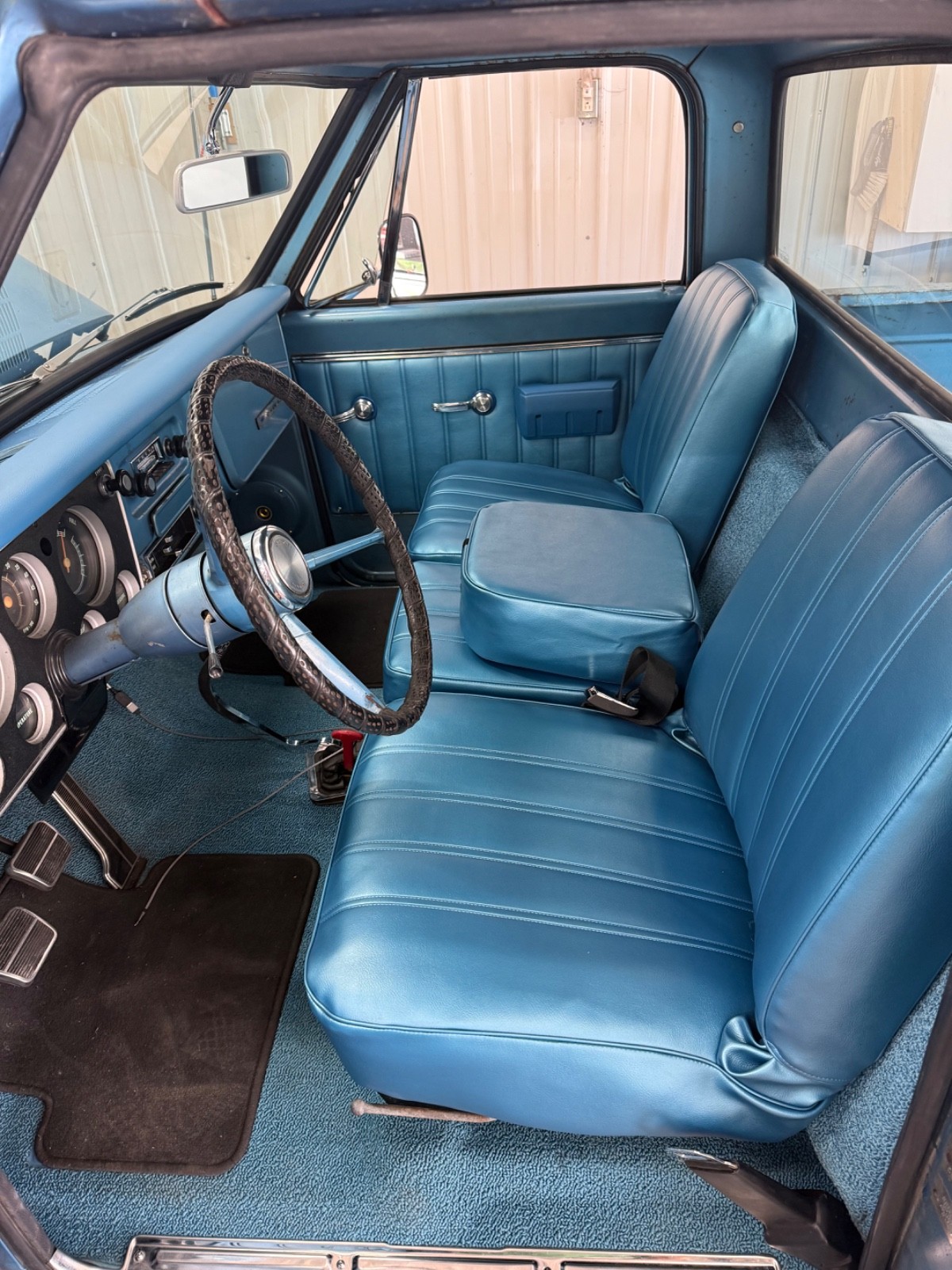 Chevrolet-C-10-1968-Standard-Cab-Pickup-30