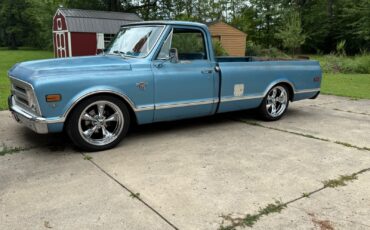 Chevrolet-C-10-1968-Standard-Cab-Pickup-31