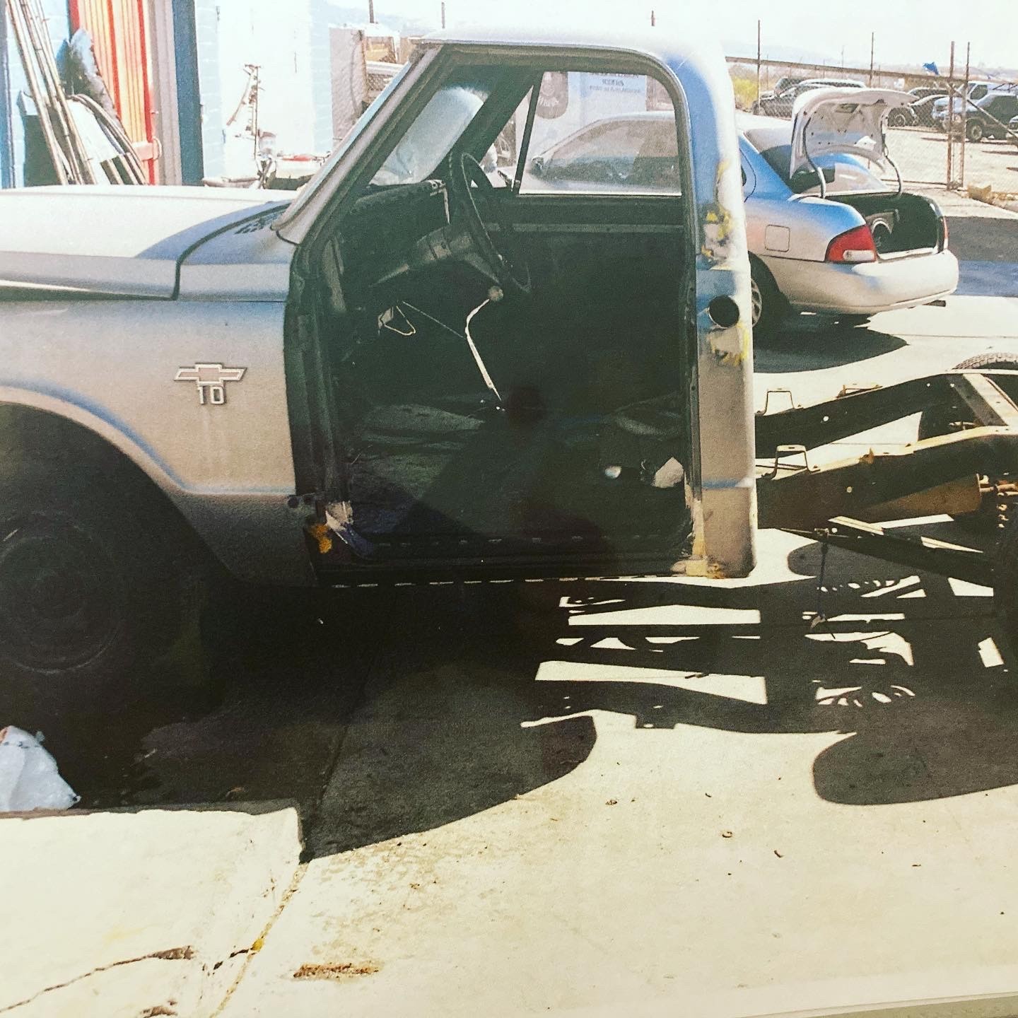 Chevrolet-C-10-1968-stepside-16
