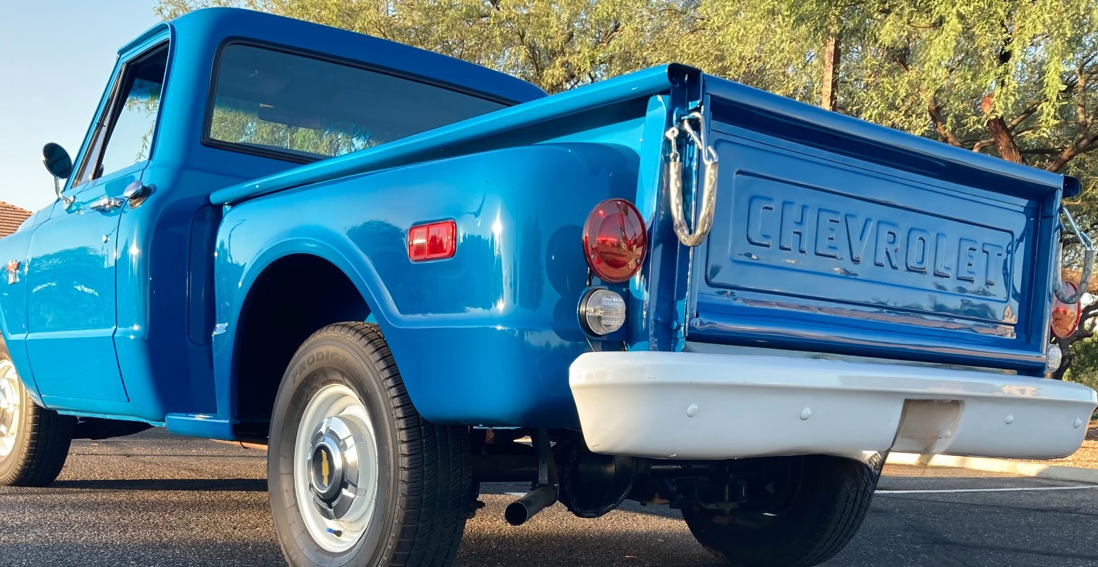 Chevrolet-C-10-1968-stepside-5