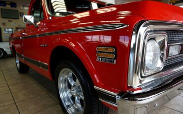 Chevrolet-C-10-1969-Classic-Car-16