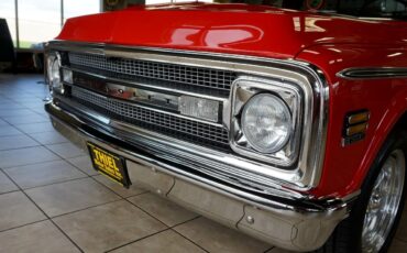 Chevrolet-C-10-1969-Classic-Car-20