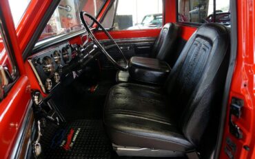 Chevrolet-C-10-1969-Classic-Car-23