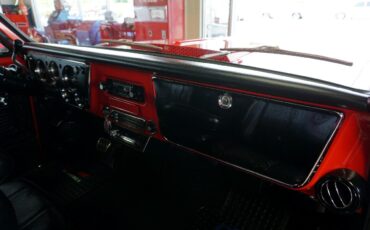 Chevrolet-C-10-1969-Classic-Car-27