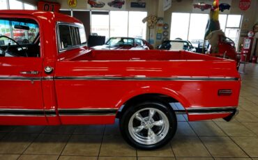 Chevrolet-C-10-1969-Classic-Car-39