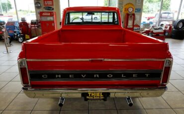 Chevrolet-C-10-1969-Classic-Car-6