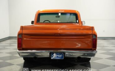 Chevrolet-C-10-1969-Coupe-10