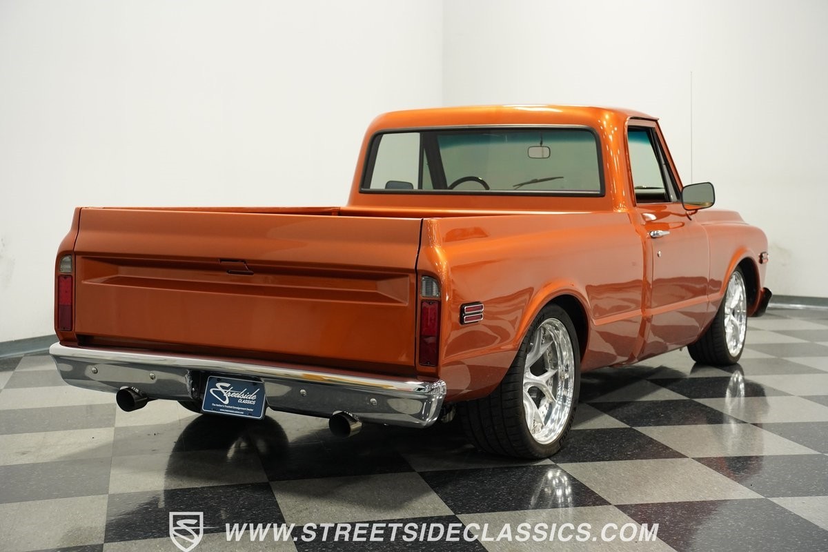 Chevrolet-C-10-1969-Coupe-11