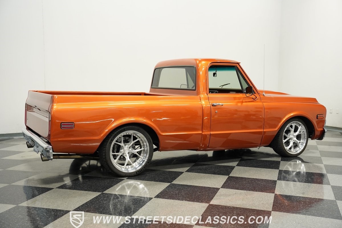 Chevrolet-C-10-1969-Coupe-13