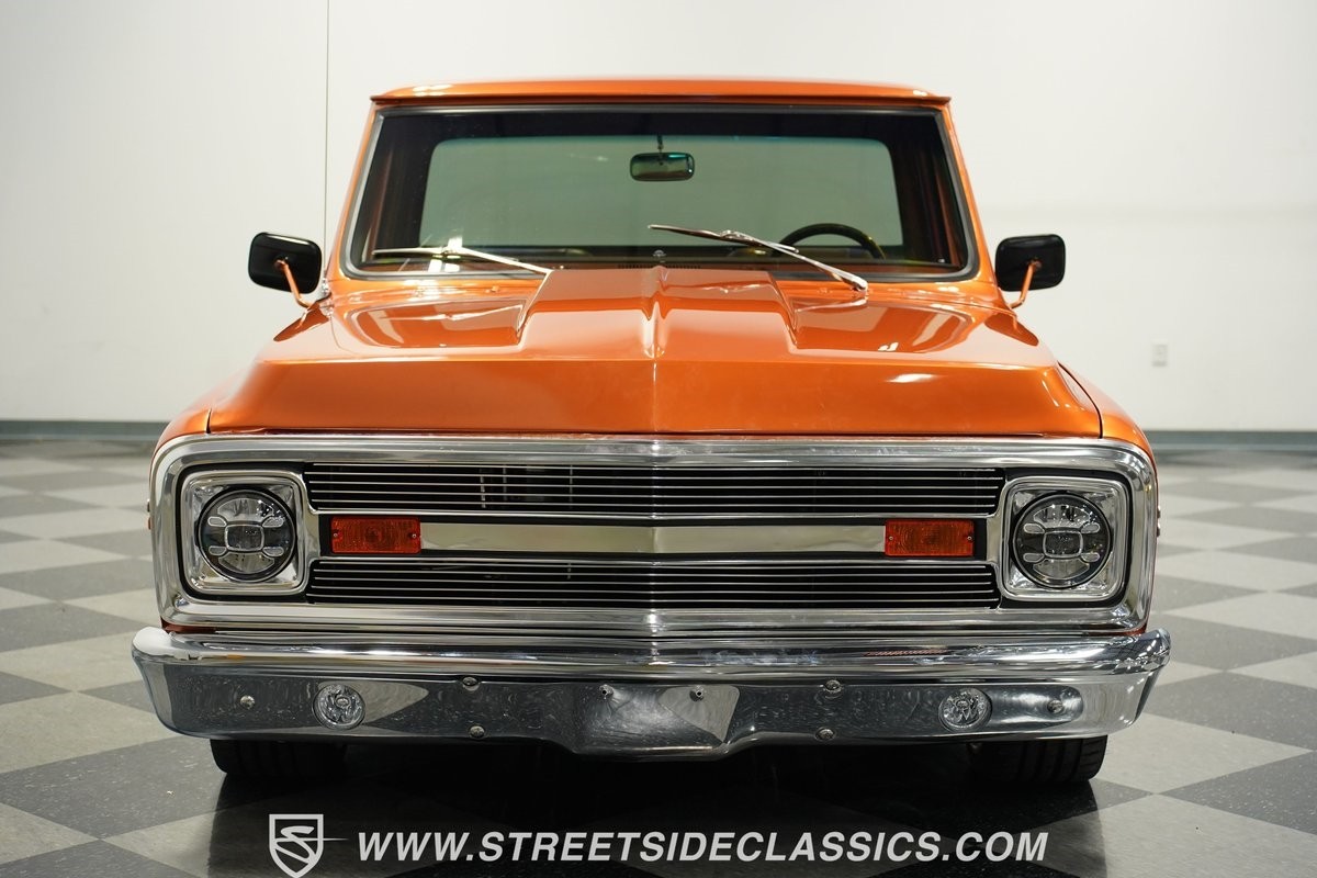 Chevrolet-C-10-1969-Coupe-17