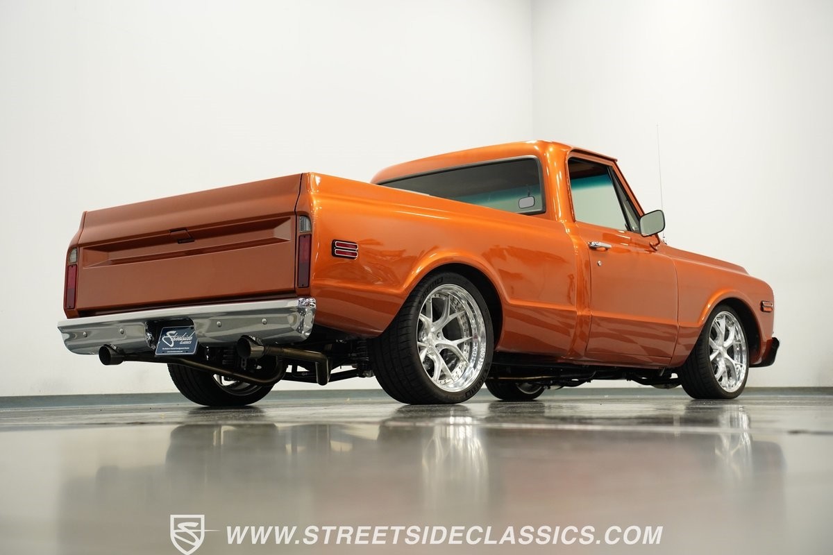 Chevrolet-C-10-1969-Coupe-26