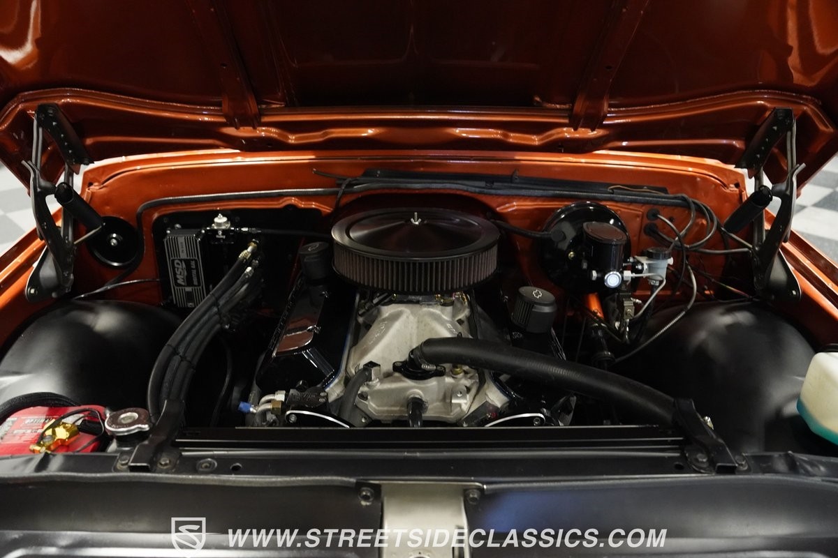 Chevrolet-C-10-1969-Coupe-3