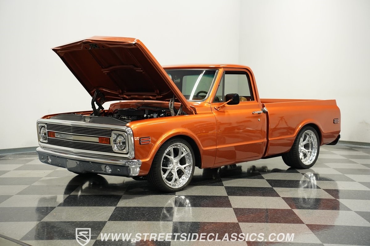 Chevrolet-C-10-1969-Coupe-30