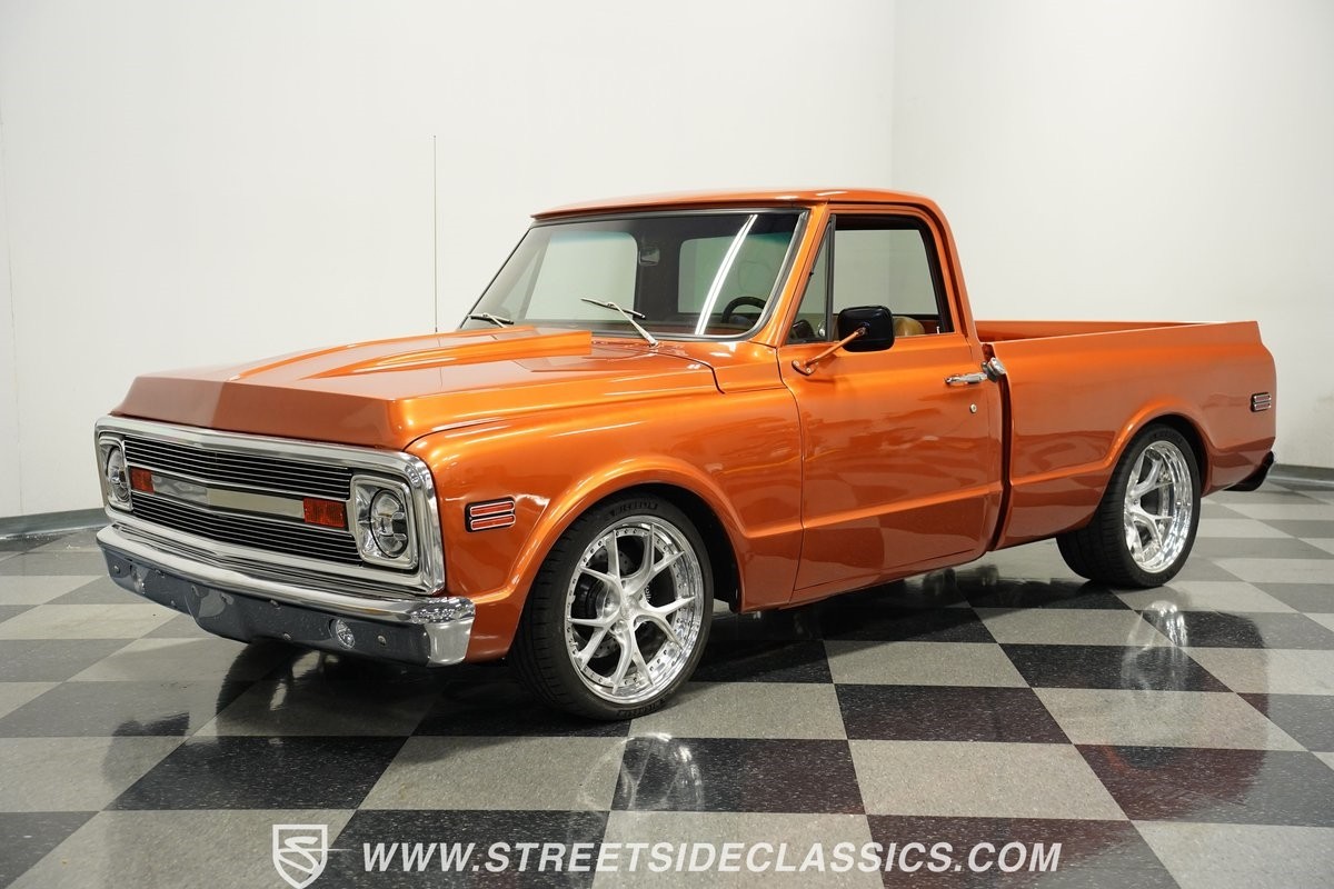 Chevrolet-C-10-1969-Coupe-5