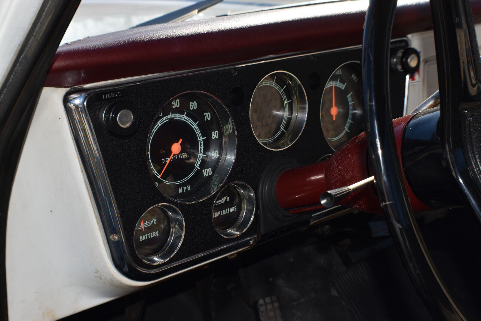 Chevrolet-C-10-1969-Standard-Cab-Pickup-19