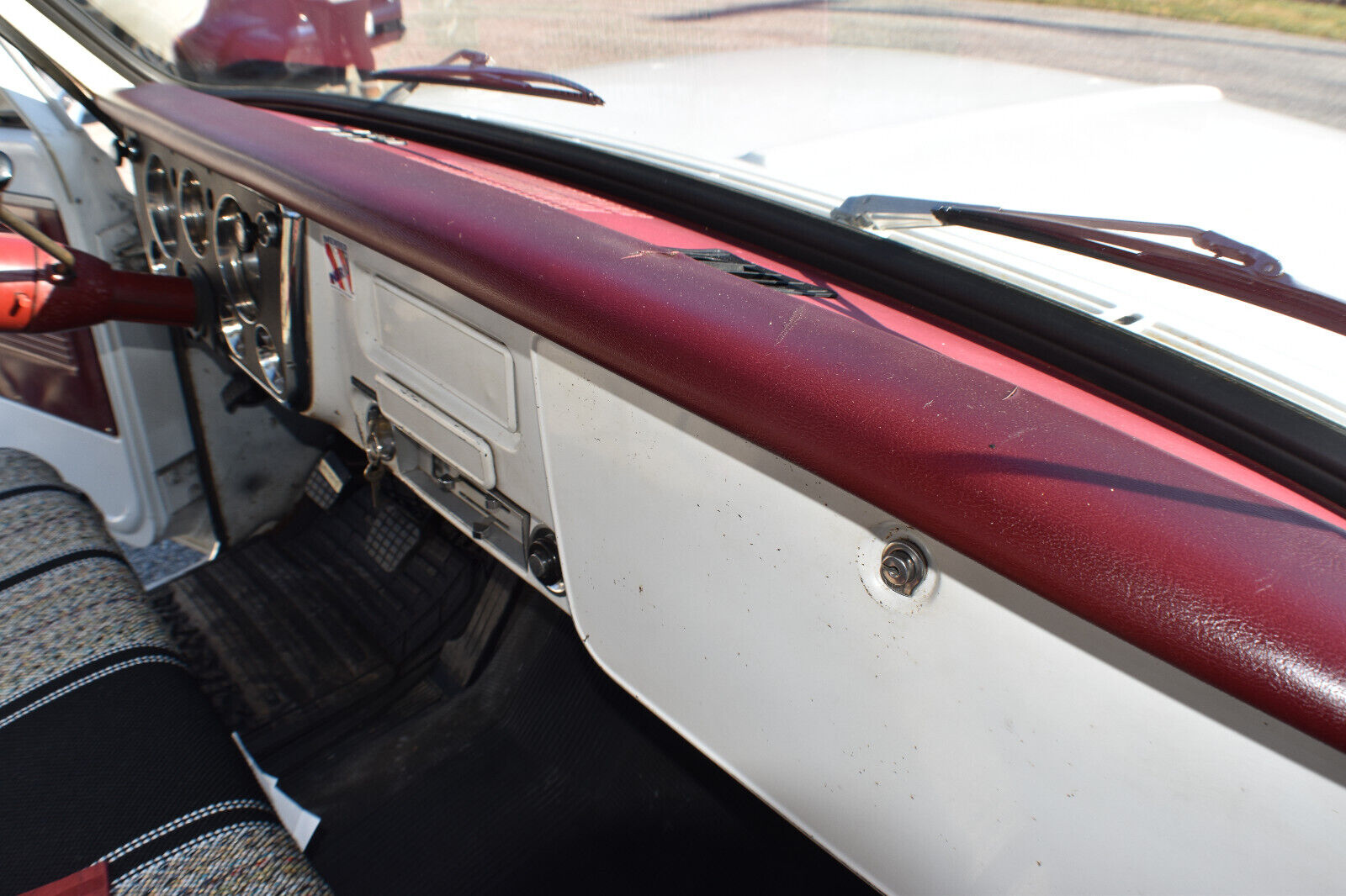 Chevrolet-C-10-1969-Standard-Cab-Pickup-24