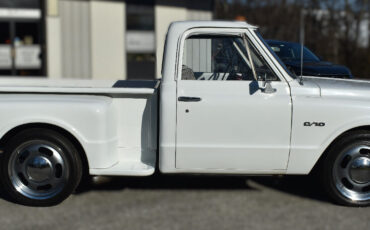 Chevrolet-C-10-1969-Standard-Cab-Pickup-5