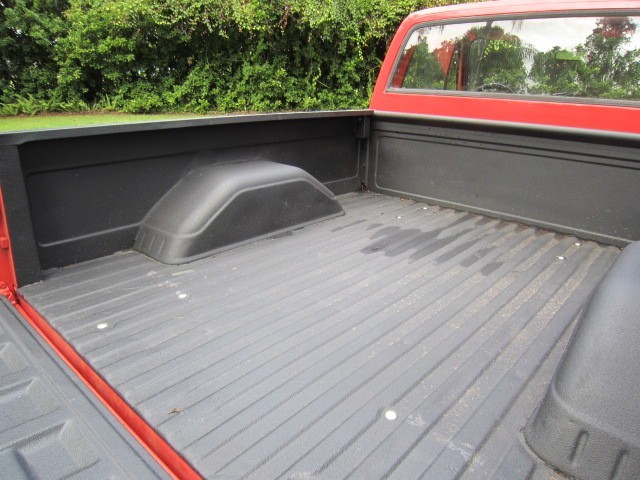 Chevrolet-C-10-1970-Standard-Cab-Pickup-11