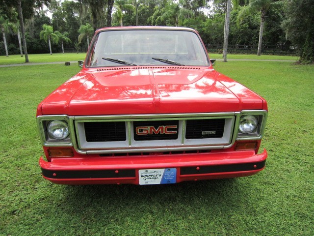 Chevrolet-C-10-1970-Standard-Cab-Pickup-2