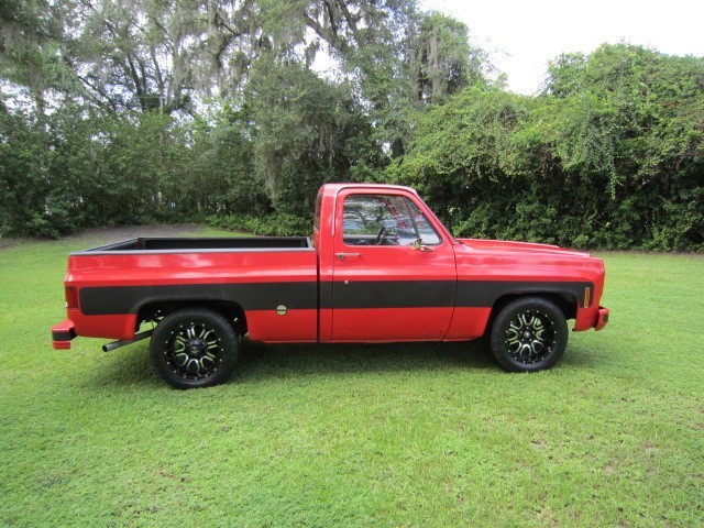 Chevrolet-C-10-1970-Standard-Cab-Pickup-5