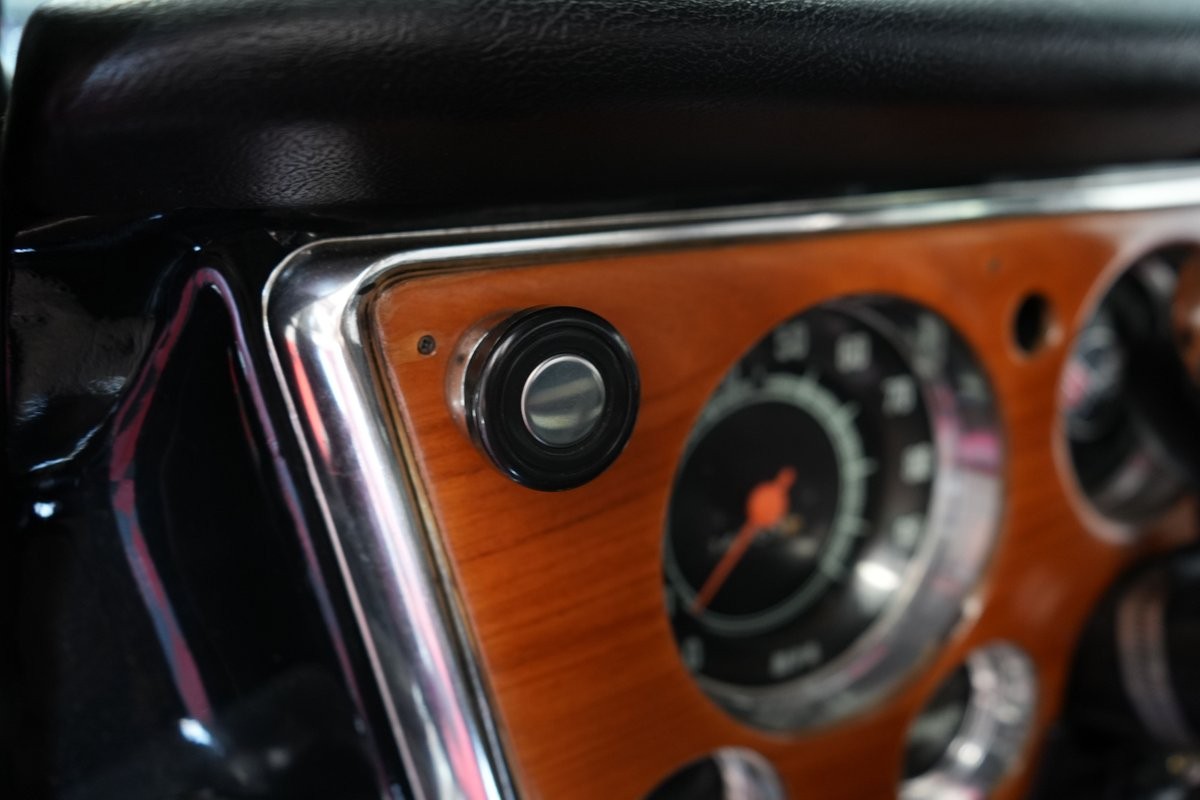 Chevrolet-C-10-1972-38
