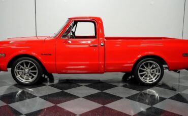 Chevrolet-C-10-1972-Pickup-Truck-2