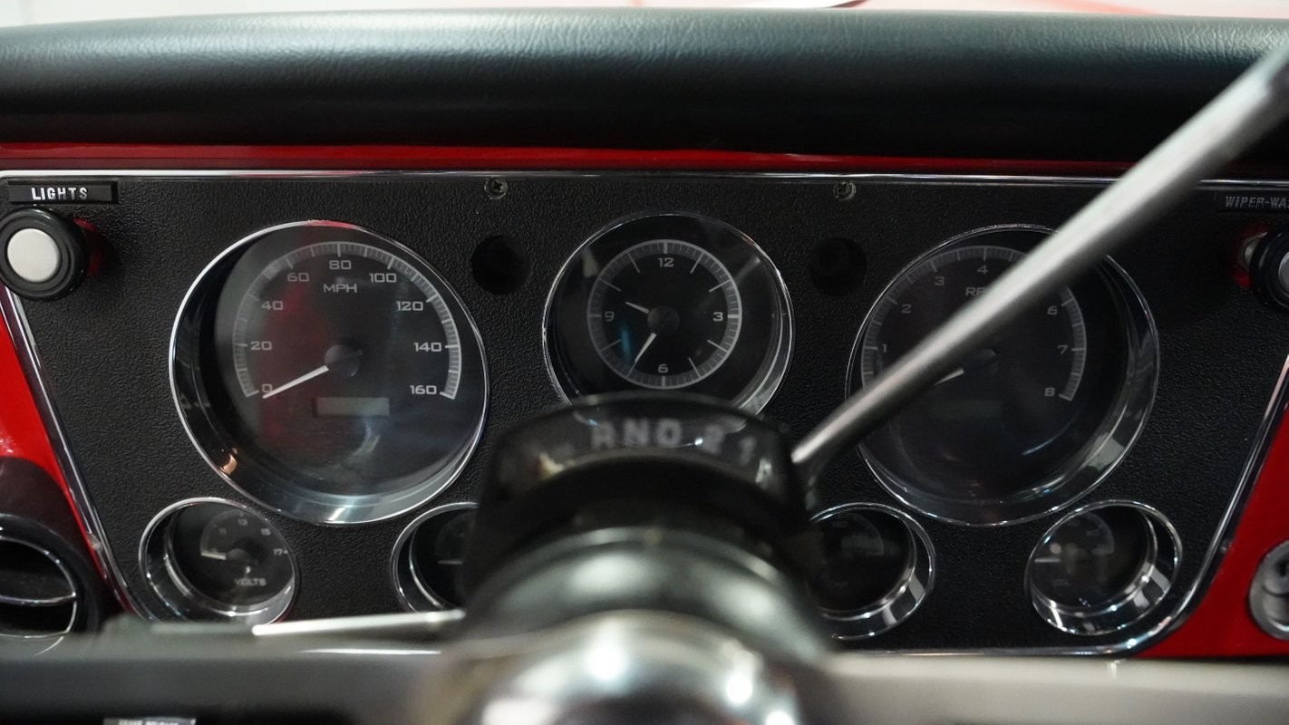 Chevrolet-C-10-1972-Pickup-Truck-35