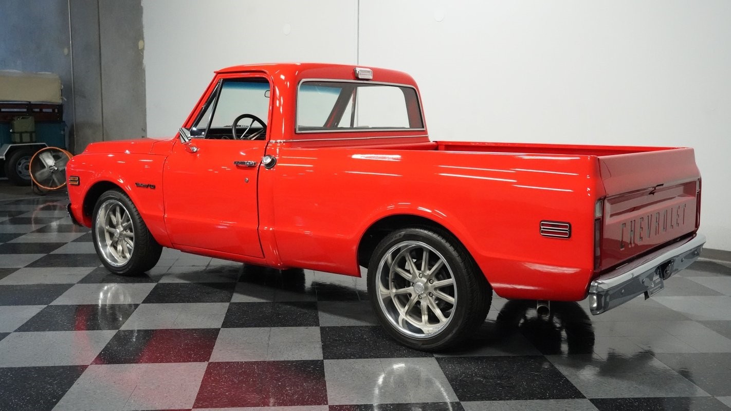 Chevrolet-C-10-1972-Pickup-Truck-7