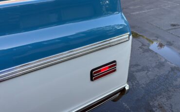 Chevrolet-C-10-1972-Standard-Cab-Pickup-10