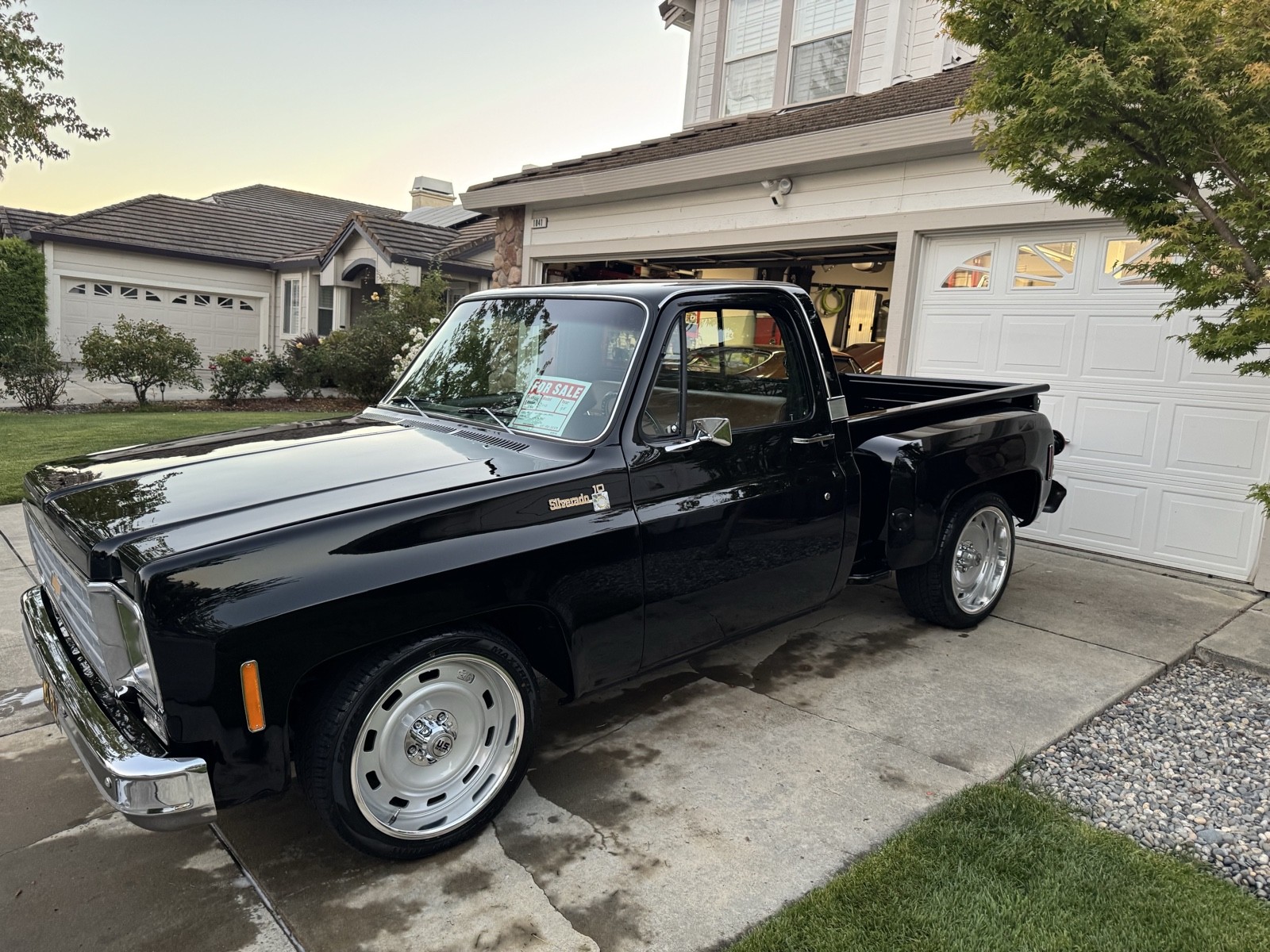 Chevrolet-C-10-1975-11
