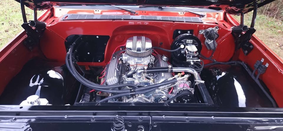 Chevrolet-C-10-1976-Standard-Cab-Pickup-12