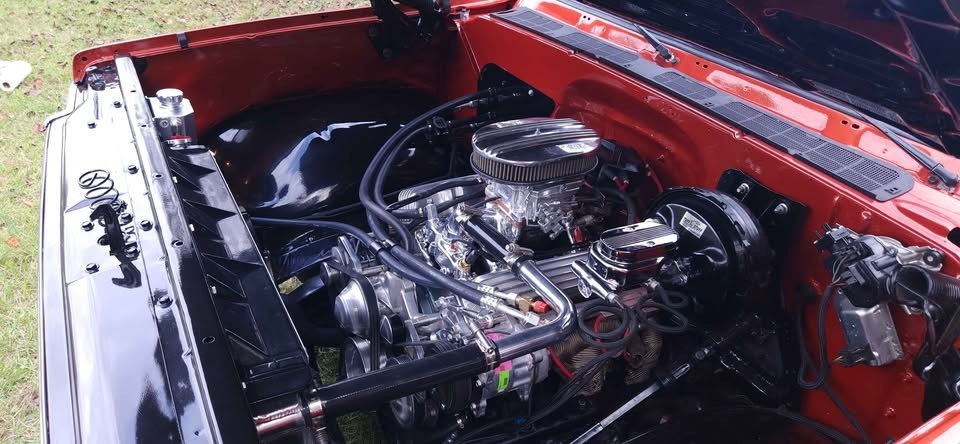 Chevrolet-C-10-1976-Standard-Cab-Pickup-13