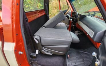 Chevrolet-C-10-1976-Standard-Cab-Pickup-24