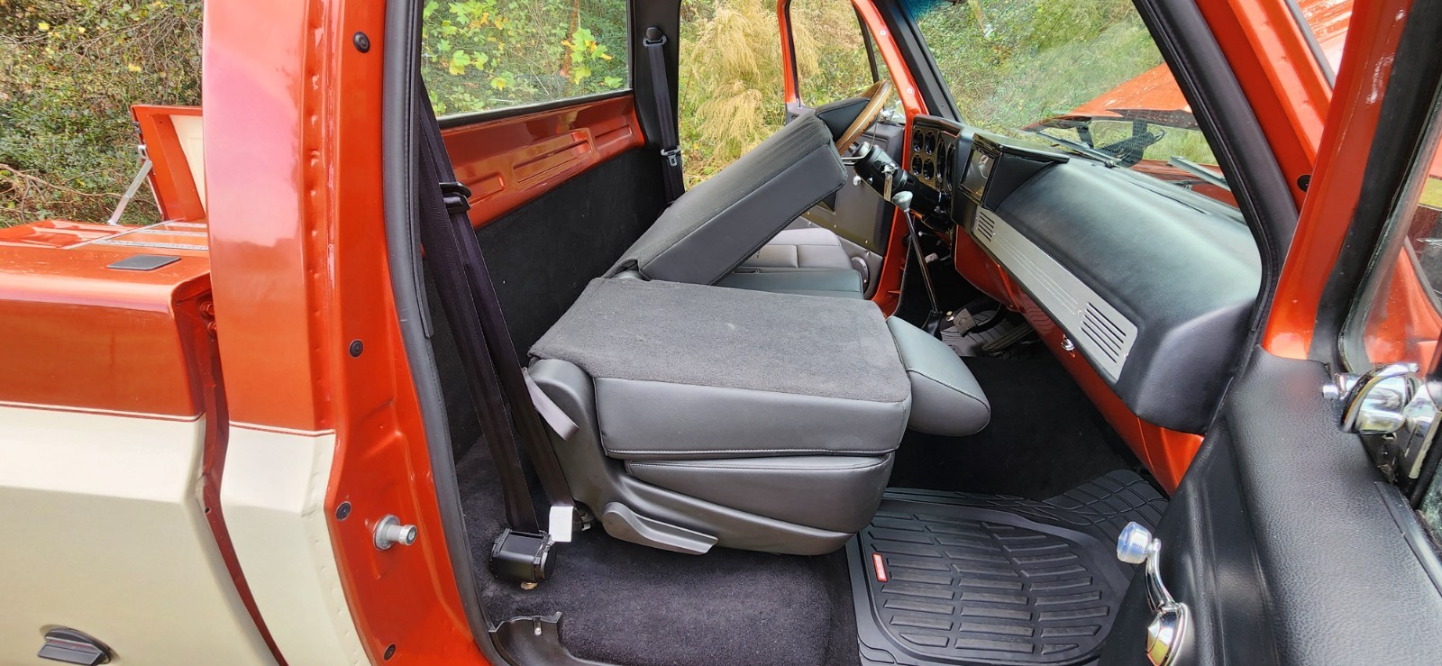 Chevrolet-C-10-1976-Standard-Cab-Pickup-24