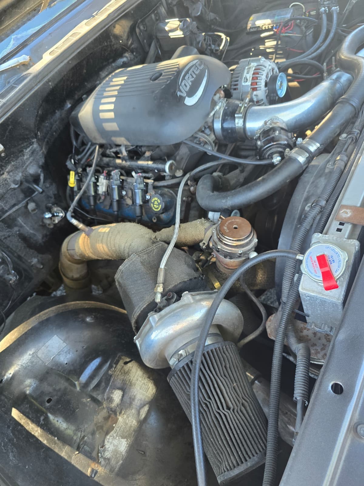 Chevrolet-C-10-1978-Standard-Cab-Pickup-2