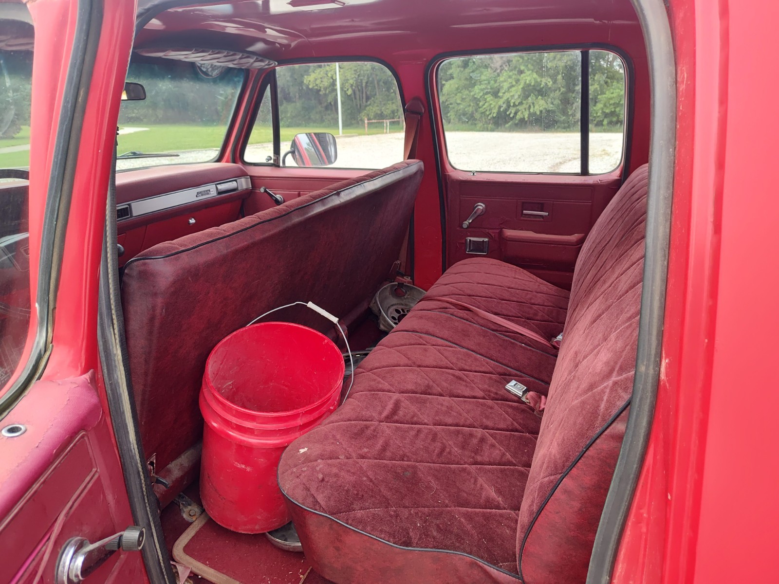 Chevrolet-C-10-1981-Cab-Chassis-4