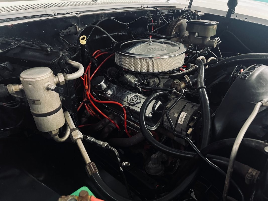 Chevrolet-C-10-1982-Pickup-Truck-10