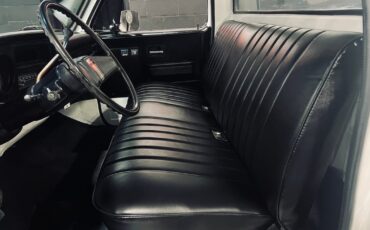 Chevrolet-C-10-1982-Pickup-Truck-14