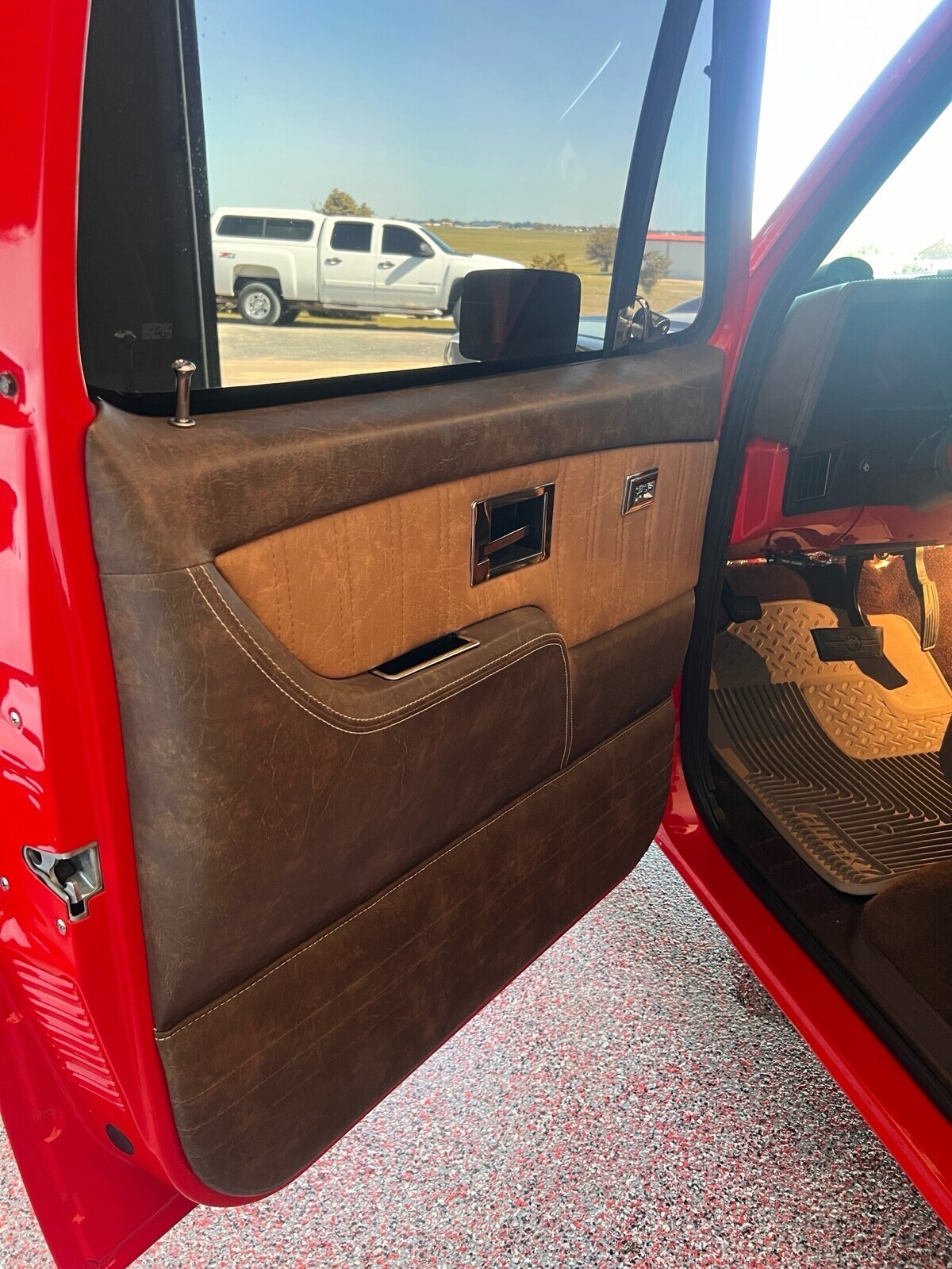 Chevrolet-C-10-1986-17