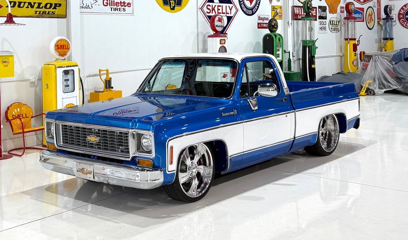 Chevrolet-C-10-Restomod-1974
