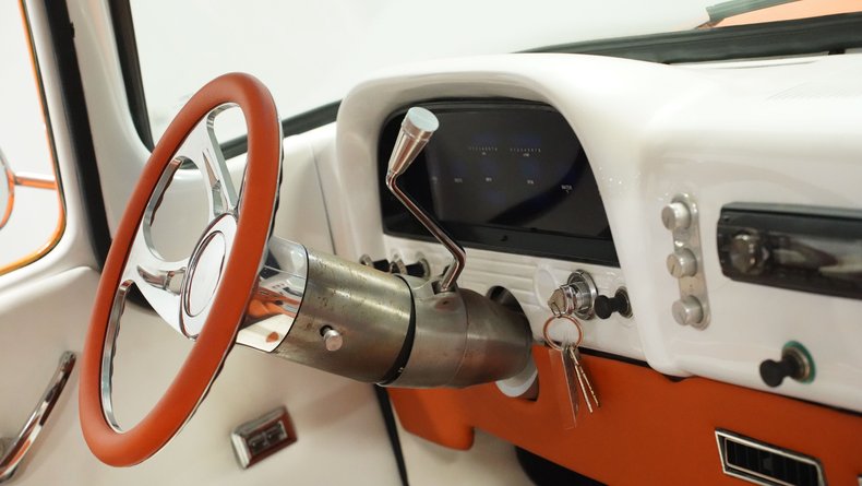 Chevrolet-C10-1962-Tangerine-Kandy-Orange-42