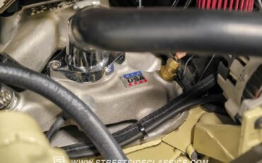 Chevrolet-C10-1963-Desert-Sand-Black-18