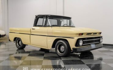 Chevrolet-C10-1963-Desert-Sand-Black-26